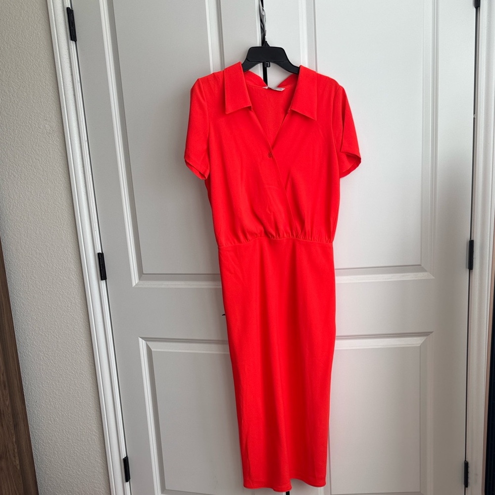 Chic Scarlet Midi Dress